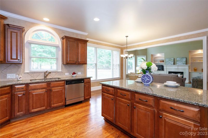 7101 Stonehaven Dr, Marvin, NC 28173