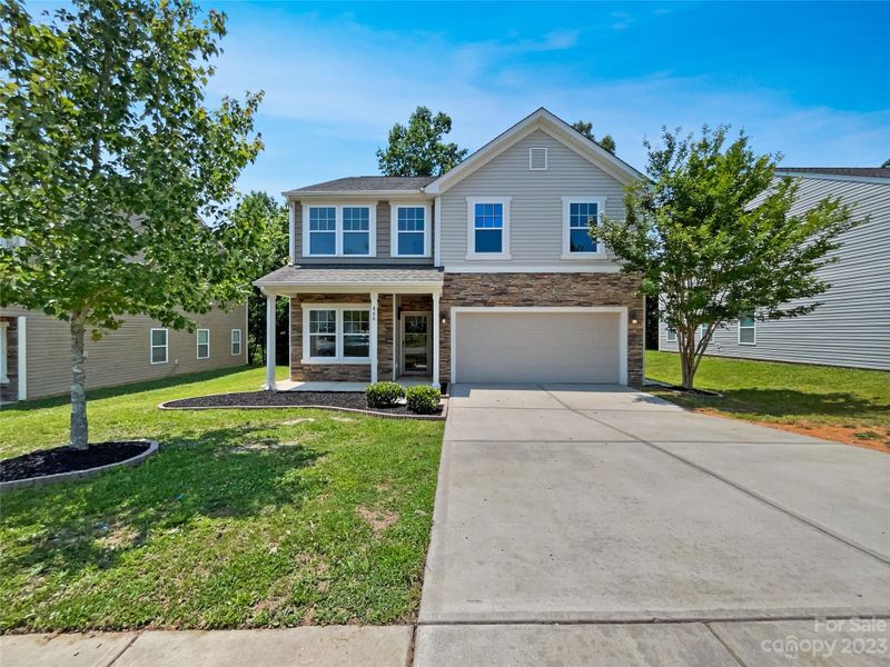 466 Dutch White Dr, Clover, SC 29710