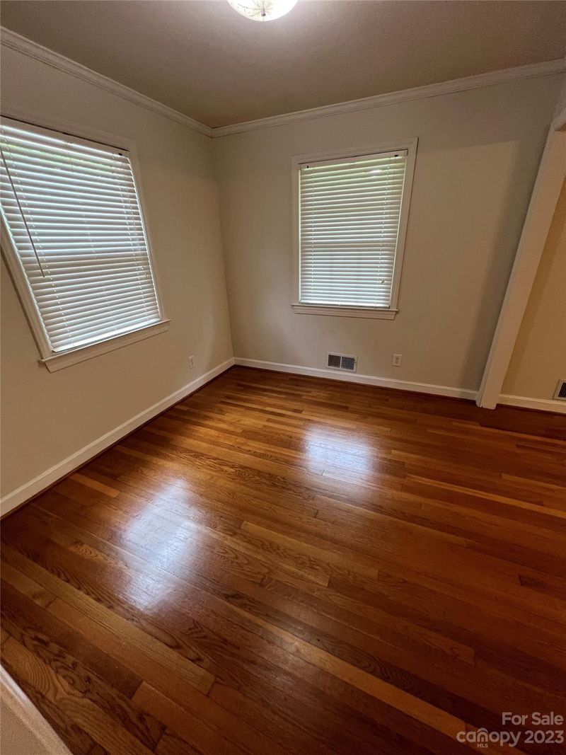 110 Sunset Dr, Mount Holly, NC 28120