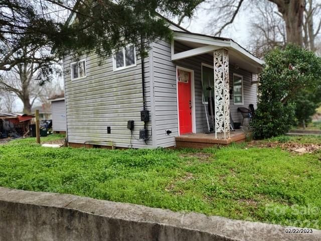 551 Third St, Chester, SC 29706