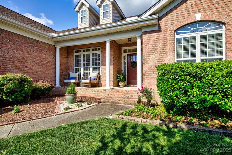 1406 Valhalla Dr, Denver, NC 28037