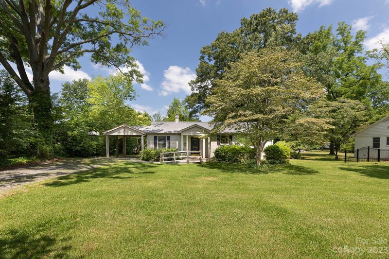 1113 Myrtle Dr, Rock Hill, SC 29732