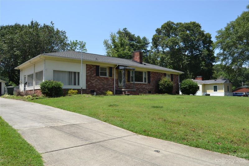 1619 Hoyle St, Gastonia, NC 28052