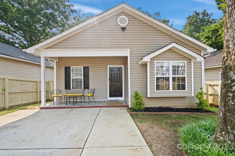 4203 Plato Cir, Charlotte, NC 28208