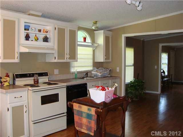 359 Eupeptic Springs Rd, Olin, NC 28660