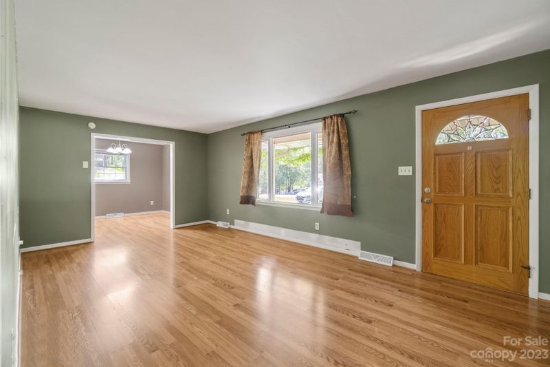 109 Old Meadowbrook Rd, Mooresville, NC 28115