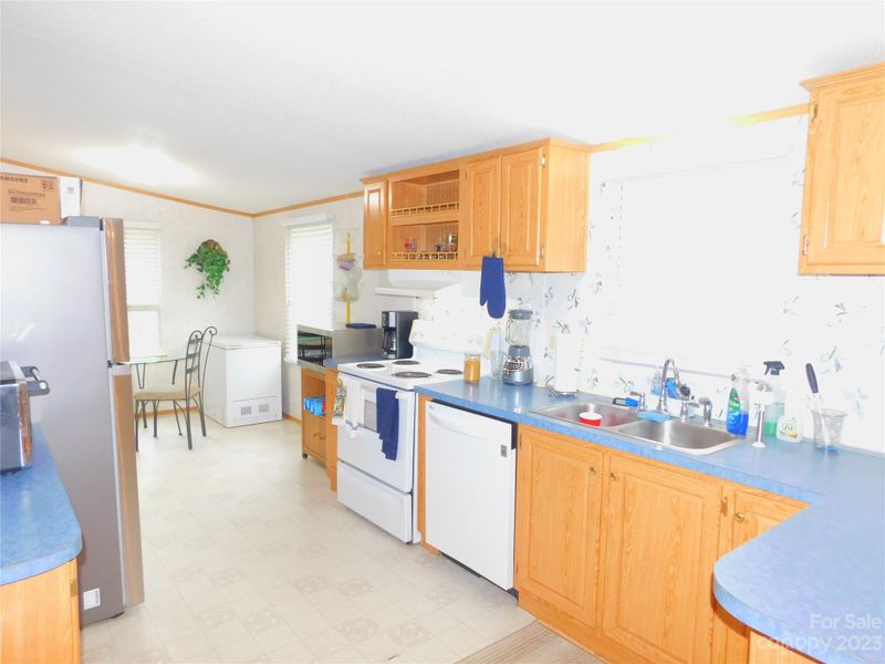 1642 Springlake Rd, York, SC 29745