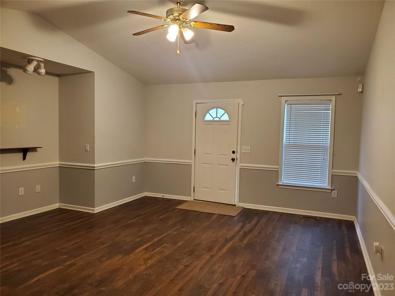 1212 Clifton St, Kannapolis, NC 28081