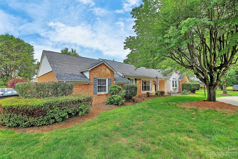 4328 Carmel Rd, Charlotte, NC 28226