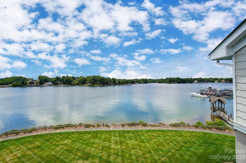 1230 Torrence Cir, Davidson, NC 28036