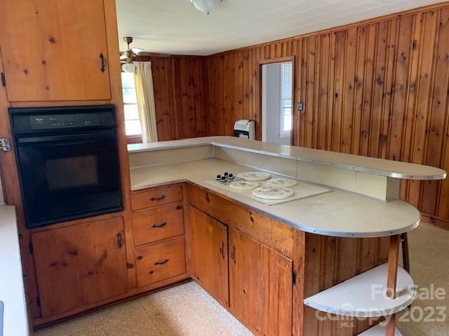 2802 Filbert Hw, Clover, SC 29710