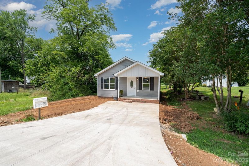 313 Melchor Ct SW, Concord, NC 28027