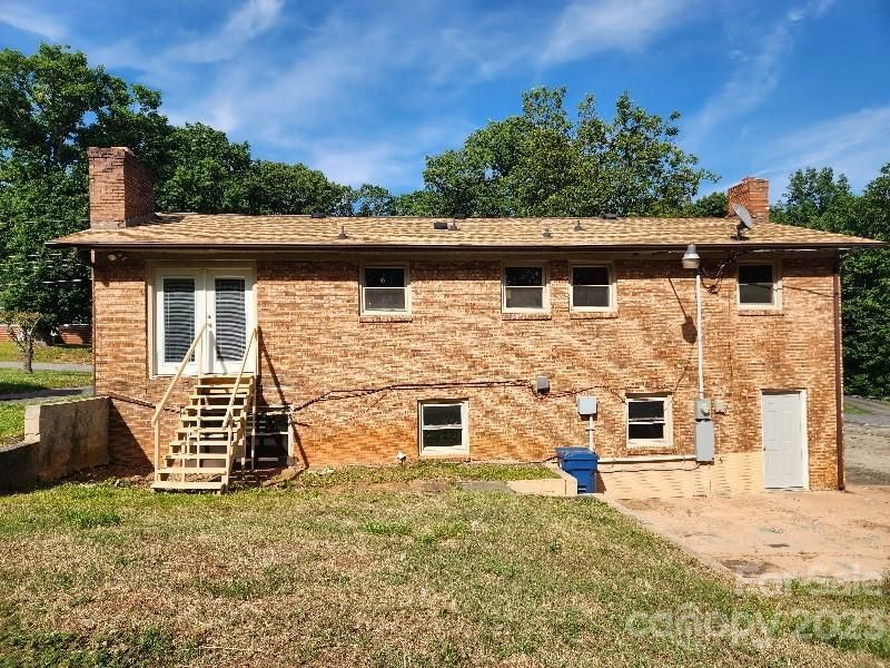 848 7th St, Hickory, NC 28602