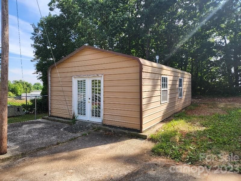 848 7th St, Hickory, NC 28602