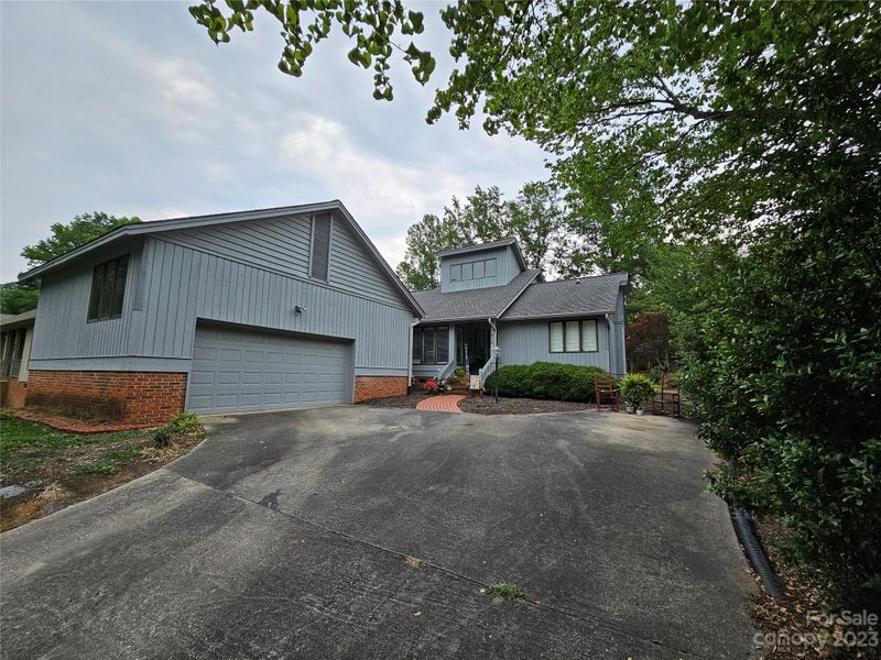 614 Westglen Pl, Lancaster, SC 29720