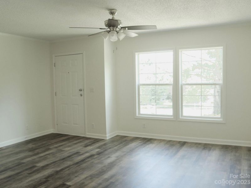 2998 Pratt St, Sharon, SC 29742