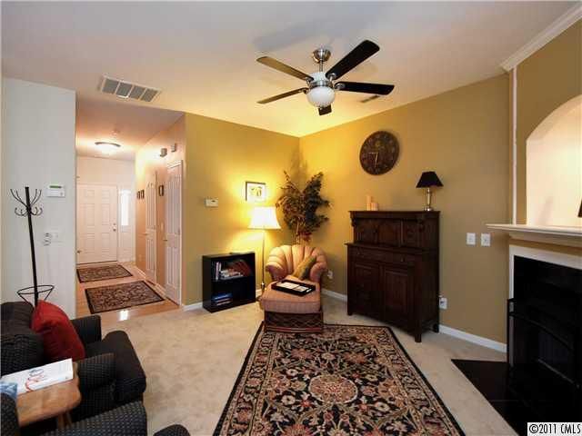 16741 Commons Creek Dr #-, Charlotte, NC 28277