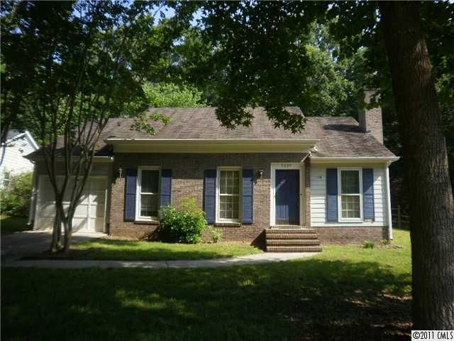7639 Grayling Ct, Charlotte, NC 28227
