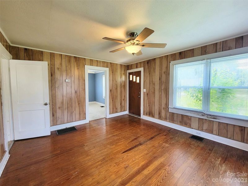240 Linden Ave SW, Concord, NC 28027