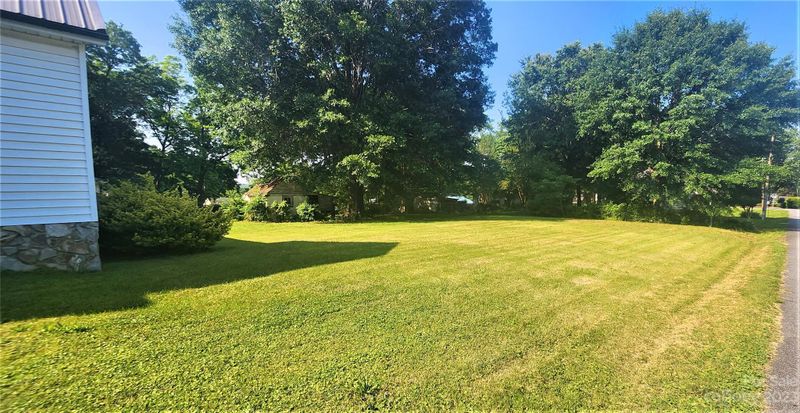 402 Madison St, Lincolnton, NC 28092