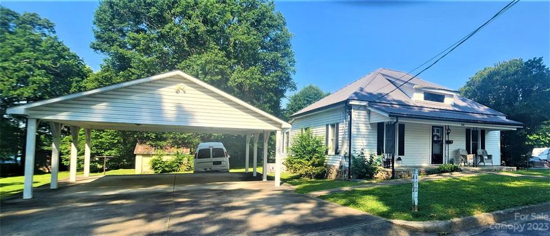 402 Madison St, Lincolnton, NC 28092