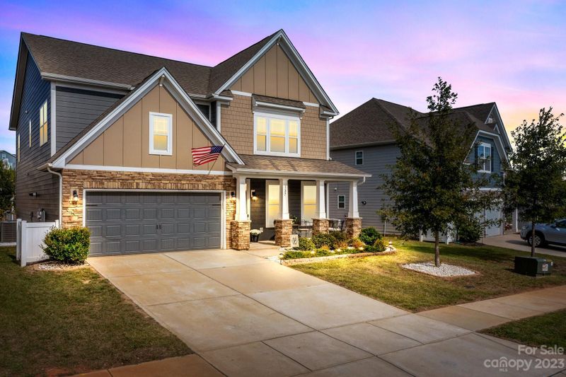 127 Longleaf Dr, Mooresville, NC 28117
