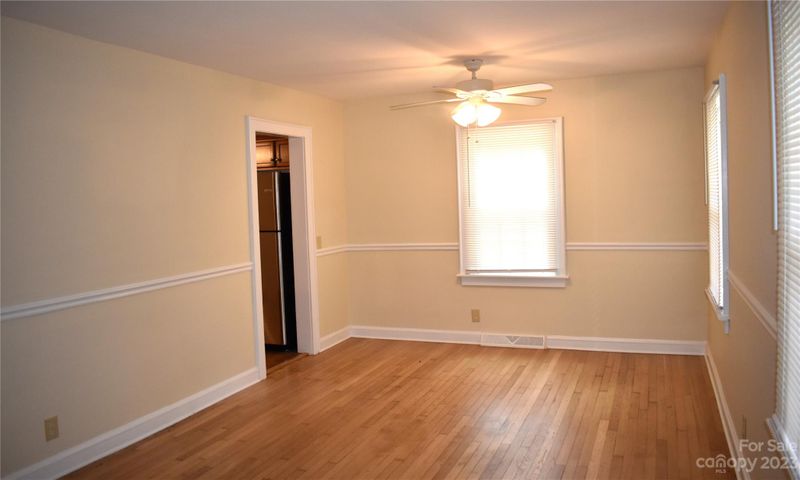 924 E Ninth Ave, Gastonia, NC 28054