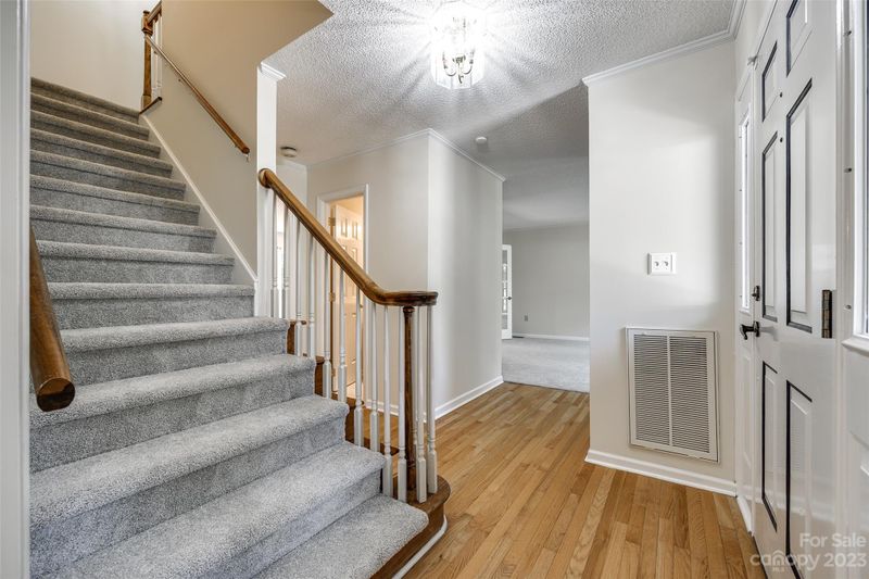 7045 Chelsea Day Ln, Tega Cay, SC 29708