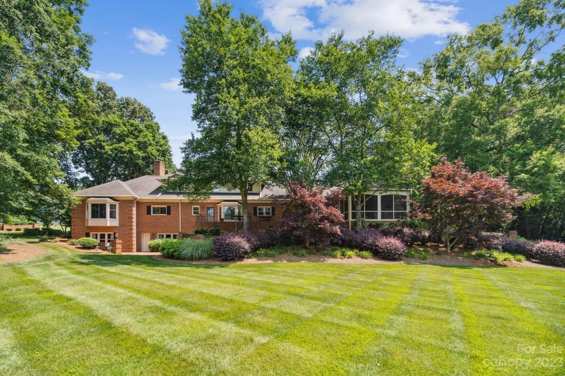 332 Deauville Rd, Statesville, NC 28625