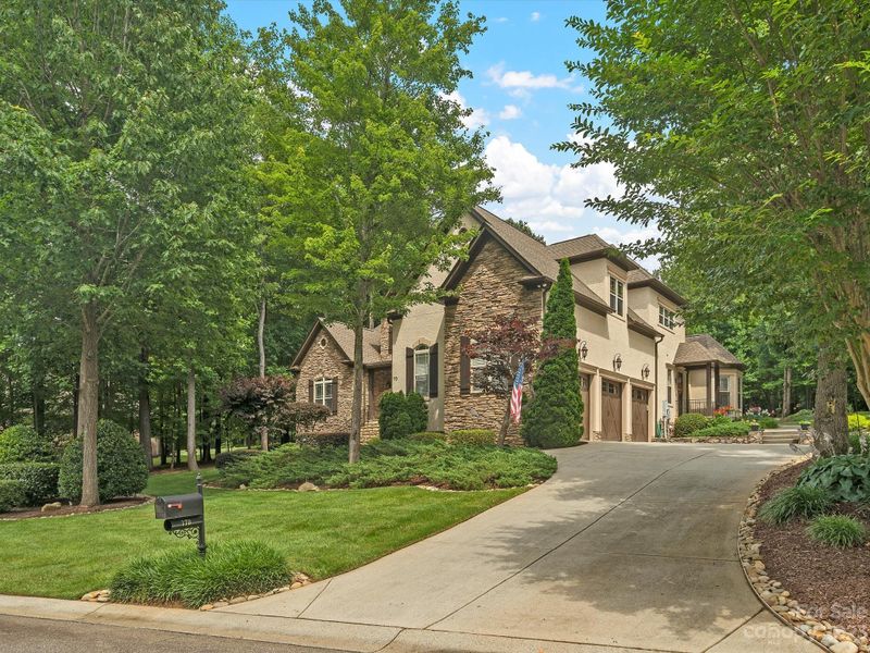 170 Bay Shore Loop, Mooresville, NC 28117