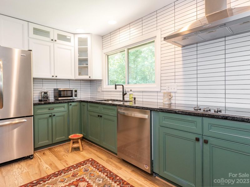 601 Neill Ridge Rd, Matthews, NC 28105