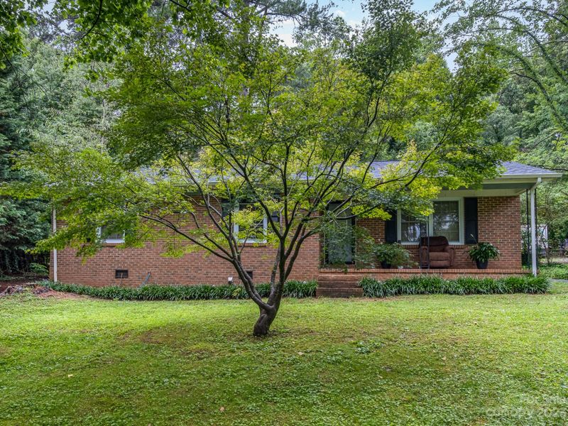 648 Blacksnake Rd, Stanley, NC 28164