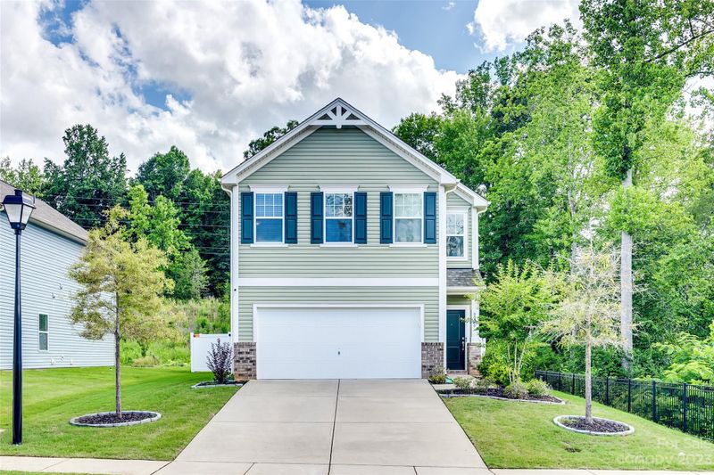 8028 Camden Crossing, Lowell, NC 28098