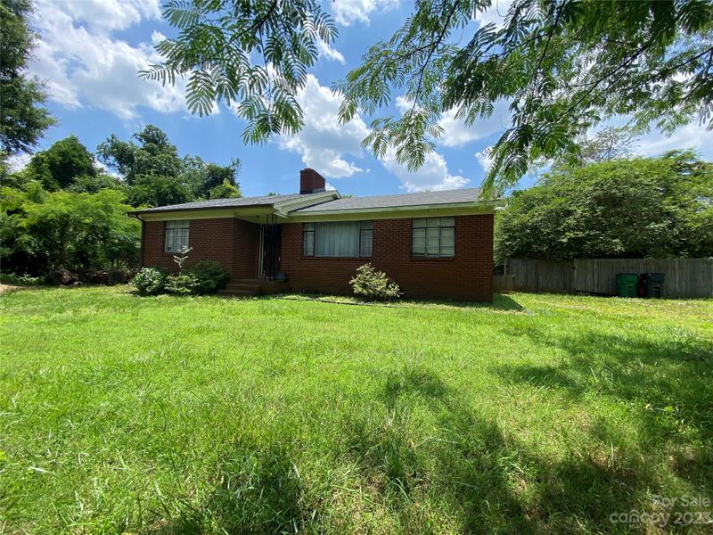 8309 Starnes Randall Rd, Charlotte, NC 28215