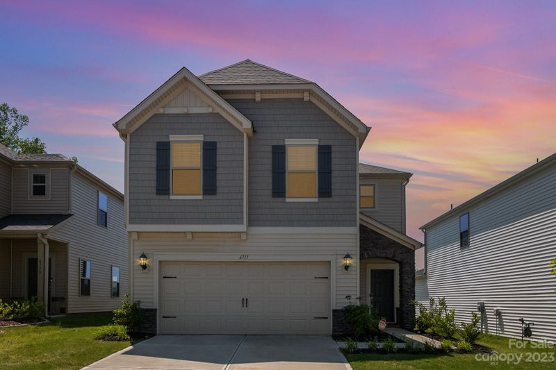 6717 Good News Dr, Charlotte, NC 28215