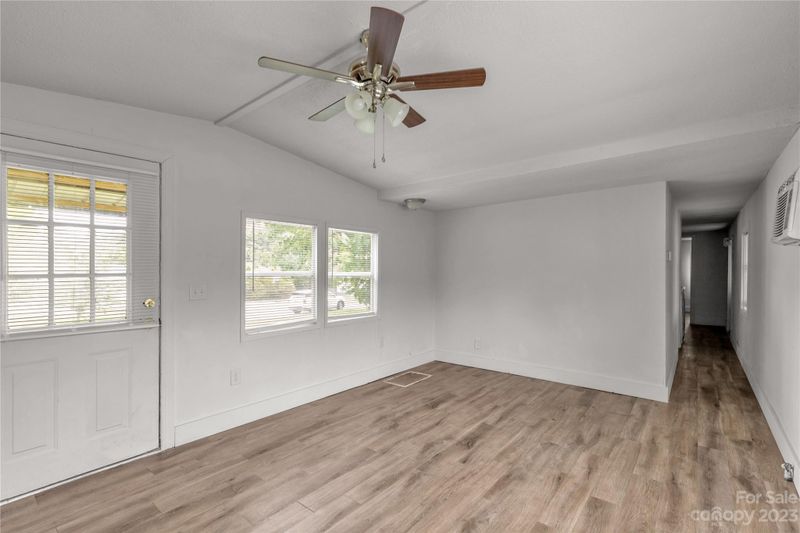 412 Sumter St, Clover, SC 29710