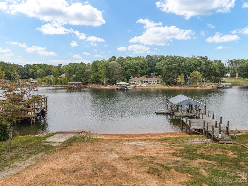 638 Normandy Rd, Mooresville, NC 28117