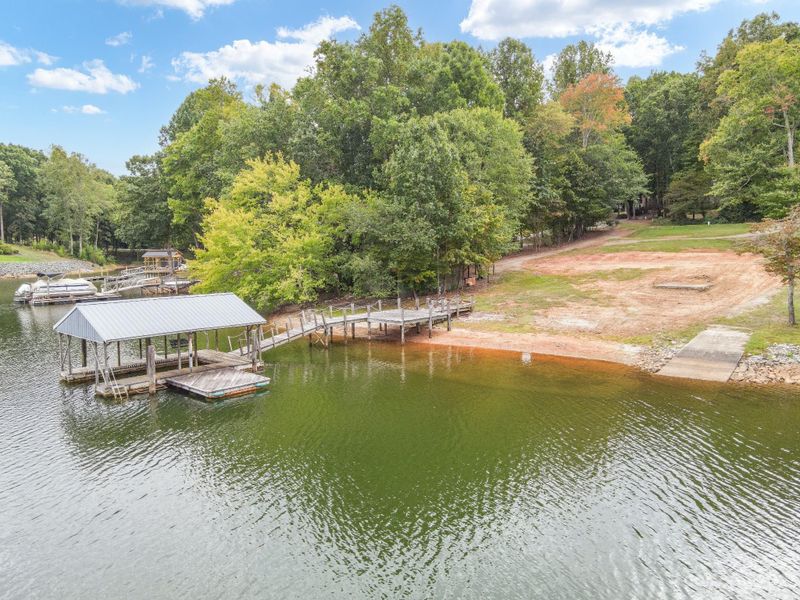 638 Normandy Rd, Mooresville, NC 28117