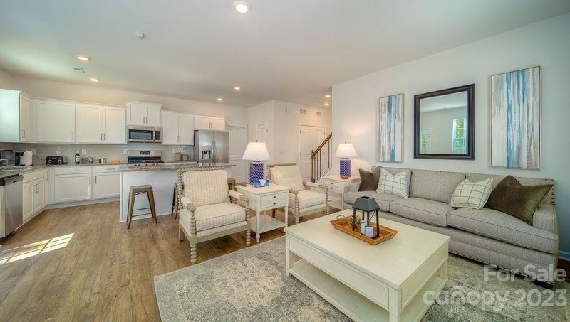 3723 Stanley Creek Dr, Mount Holly, NC 28056