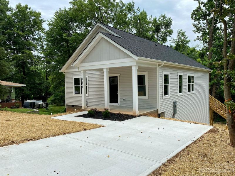 1006 B St W, Kannapolis, NC 28081