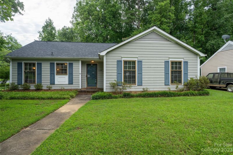1128 Kale Wood Dr, Matthews, NC 28105