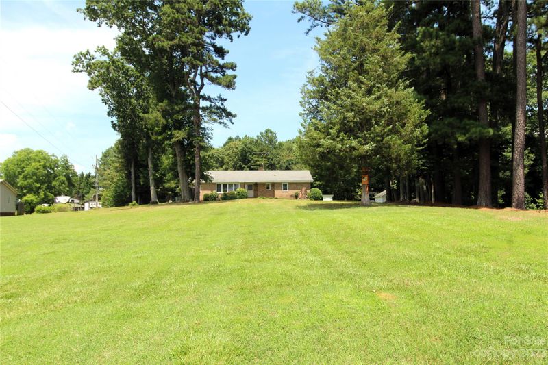 854 Wilmoth Rd, Clover, SC 29710