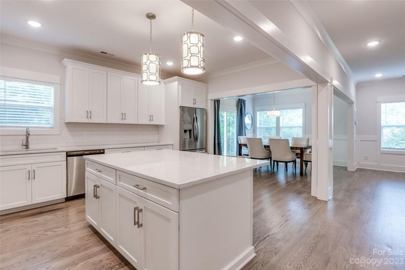 3400 Adkins Ct, Charlotte, NC 28205