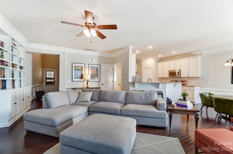 6510 Central Pacific Ave, Charlotte, NC 28210