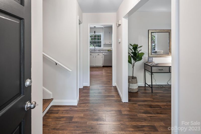719 Riverwood Rd, Charlotte, NC 28270