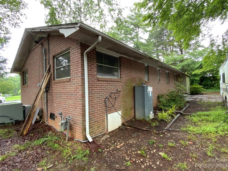 1772 15th Street Pl NE, Hickory, NC 28601