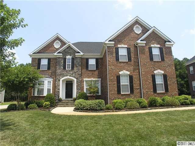 7621 Caspian Dr, Waxhaw, NC 28173