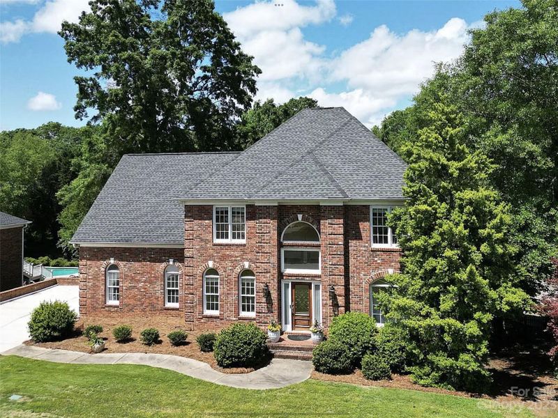 351 Gringley Hill Rd, Fort Mill, SC 29708