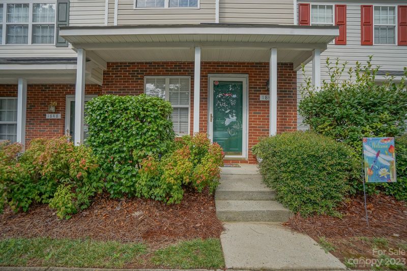 1846 Birch Heights Ct, Charlotte, NC 28213