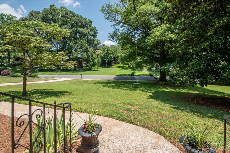 830 Wingrave Dr, Charlotte, NC 28270
